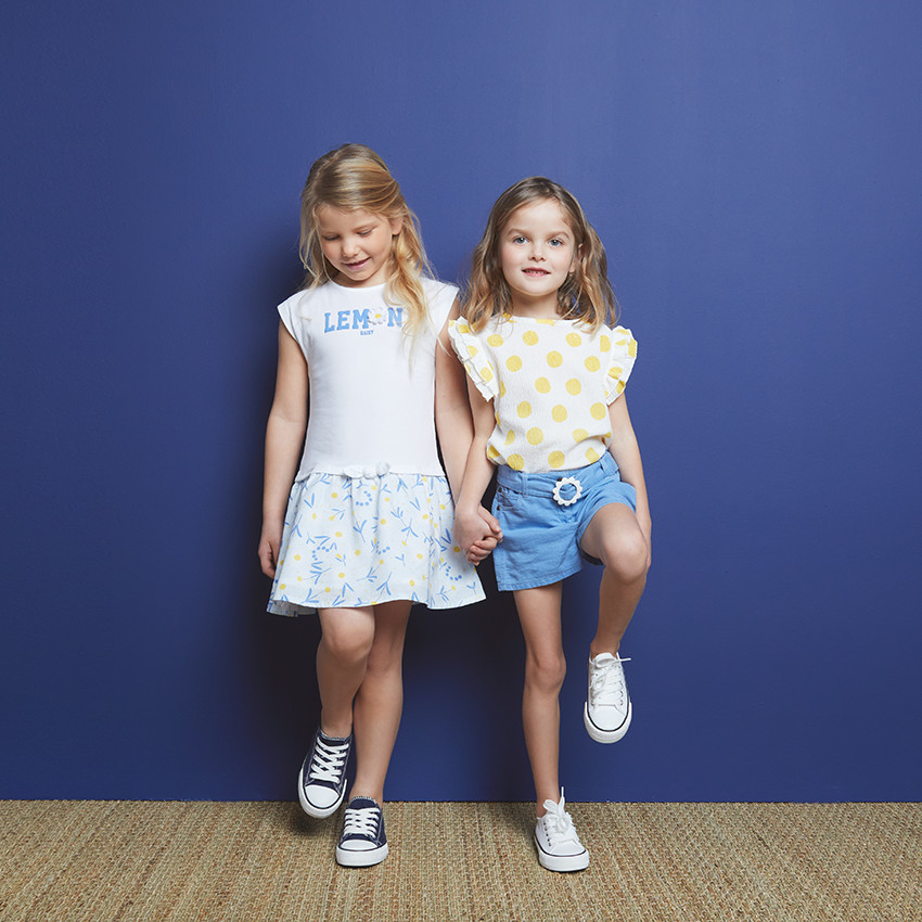 Short style jean avec boucle en forme de fleur pour fille 