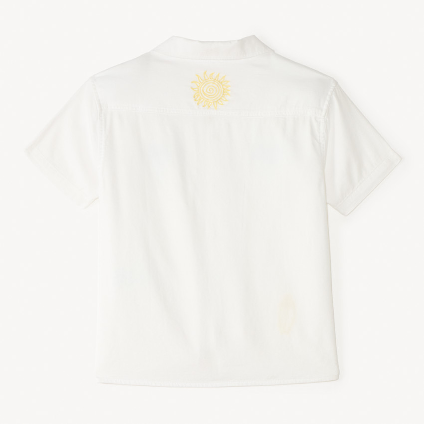 Camisa de manga corta con bordado de surfista para niño 
