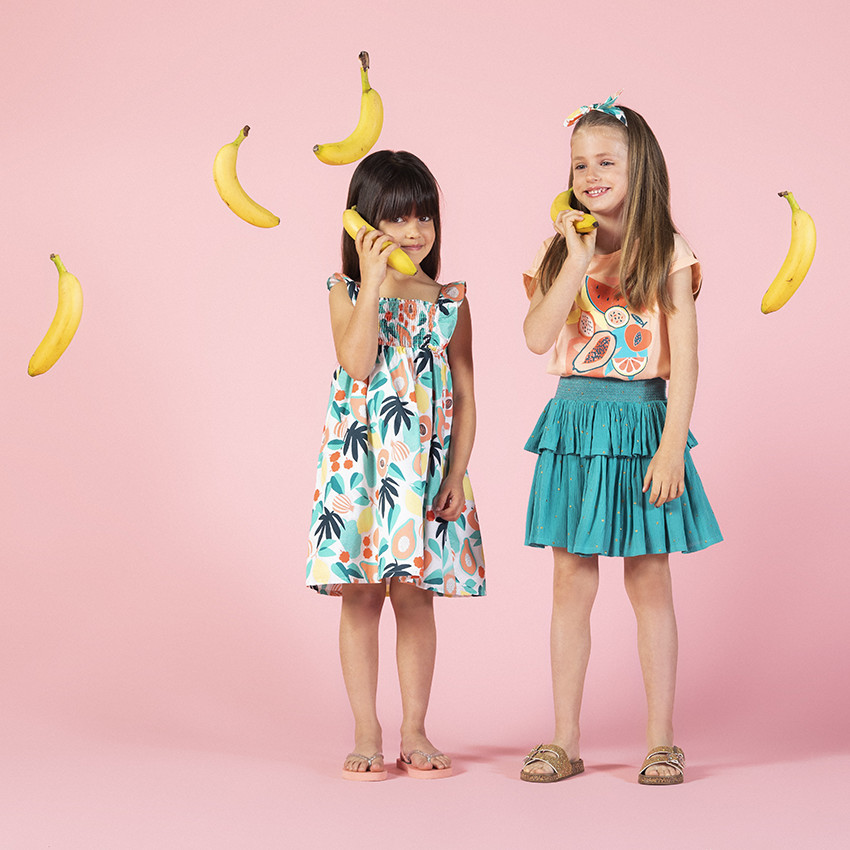 Camiseta manga corta estampado frutas 