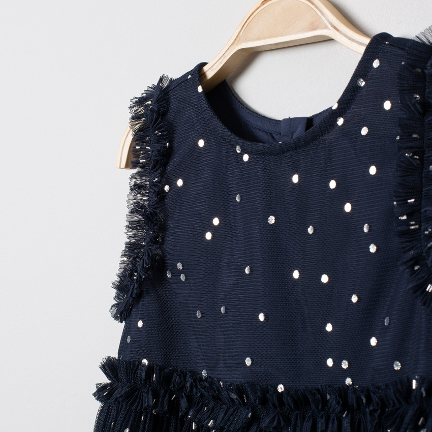 Vestido de fiesta con volantes  