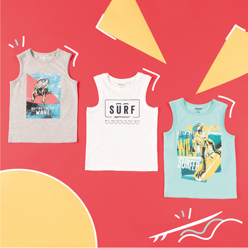 Camiseta sin mangas con estampado.  Additional Camiseta sin mangas con estampado.