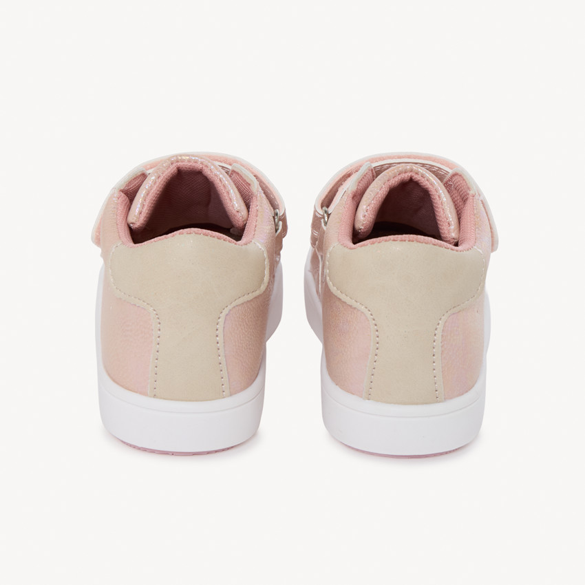 Botines efecto nacarado con velcro para bebé niña 