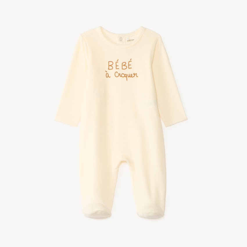 Duerme bebé niño de felpa con estampado lindo. 