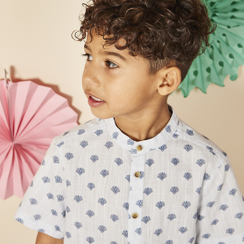 Camisa manga corta estampado palmeras para bebé niño 