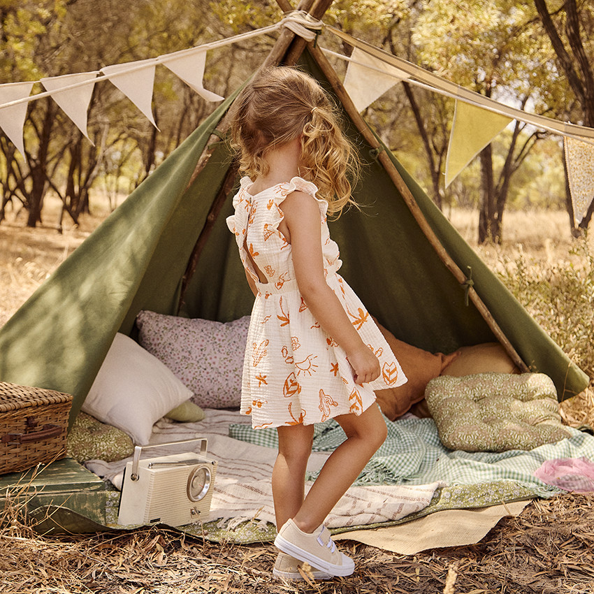 Vestido de manga corta en tetra con estampado fantasía para bebé niña 