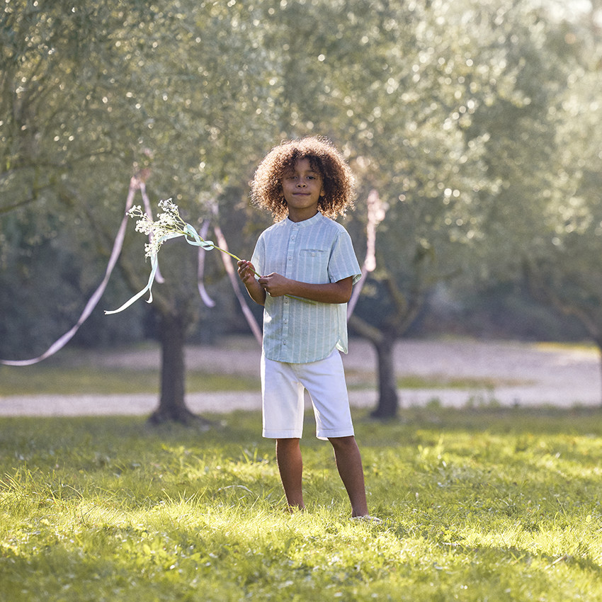Camisa de manga corta a rayas con cuello mao para niño 