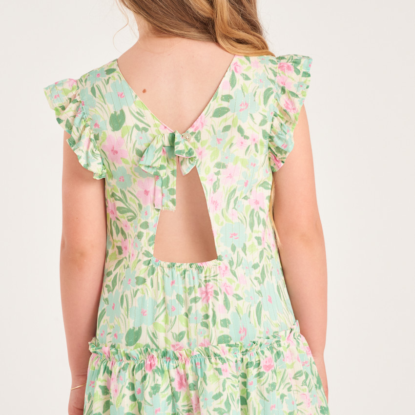 Ropa de niña con mangas cortas, estampada de flores y abertura en la espalda. 