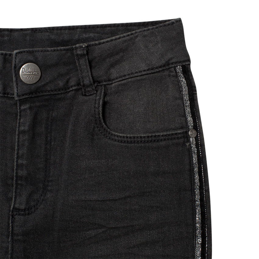 Jeans efecto lavado con bandas brillantes laterales 