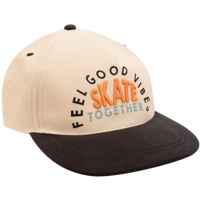 Gorra bicolor con bordado 3D para niño 