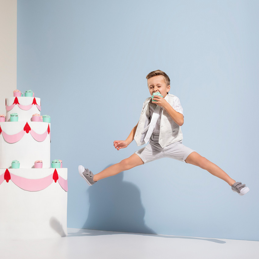 Camisa de manga corta de algodón con rayas y corbata 