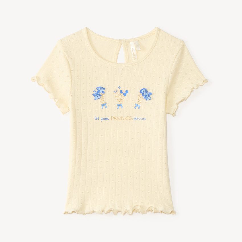 Camiseta de manga corta de punto con flores en relieve para bebé niña. 