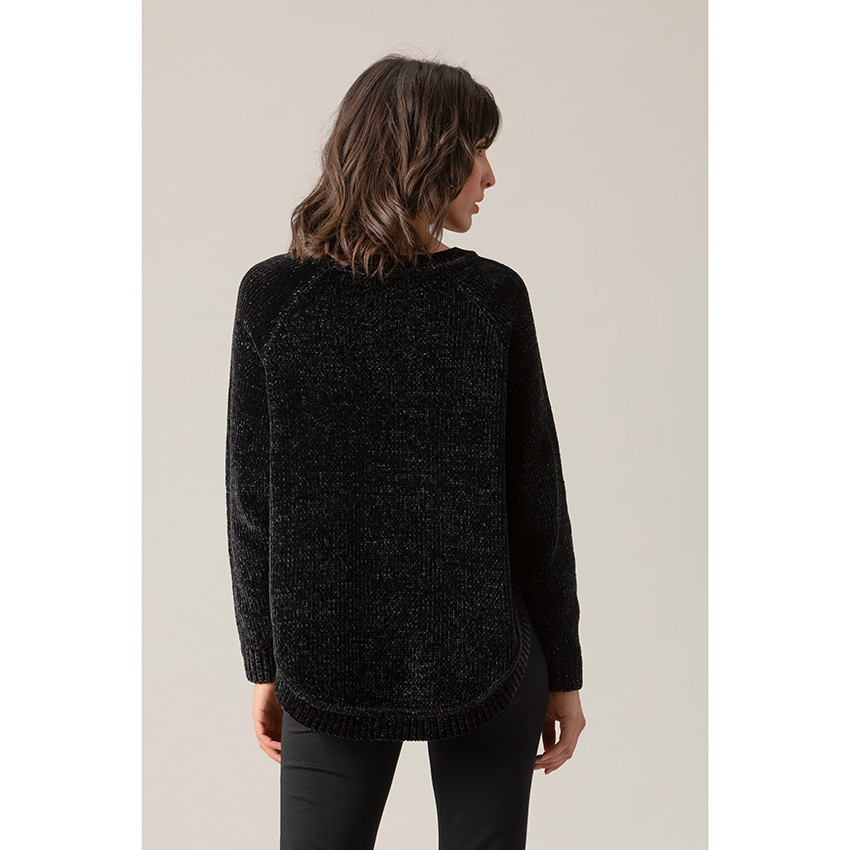 Jersey de oruga con forma de poncho con secciones redondeadas  Additional Jersey de oruga con forma de poncho con secciones redondeadas