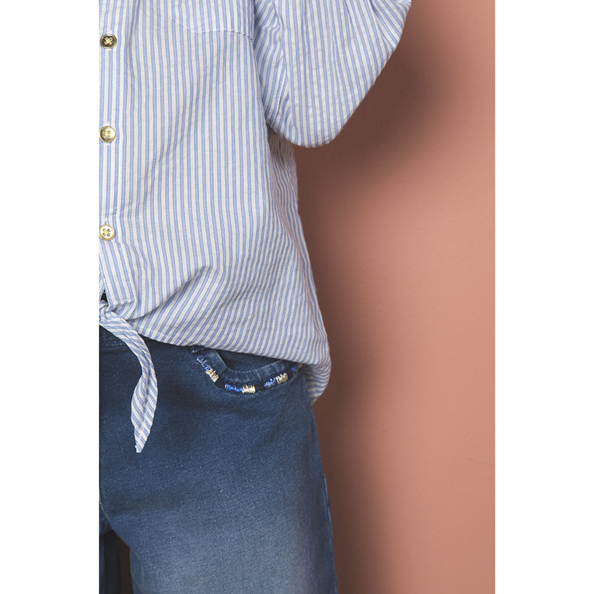 Jeans efecto lavado con cinturón  Additional Jeans efecto lavado con cinturón