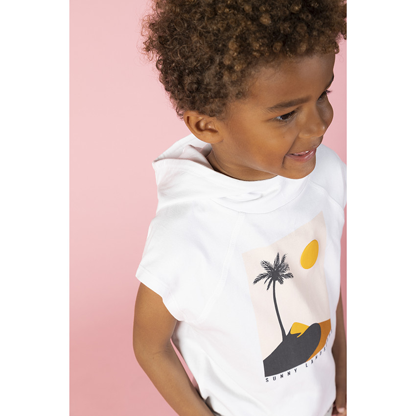 Camiseta manga corta con capucha estampado paisaje  Additional Camiseta manga corta con capucha estampado paisaje