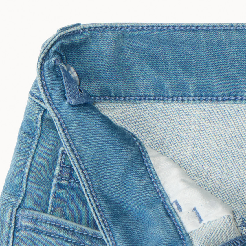 Bermudas largos de mezclilla para niño 