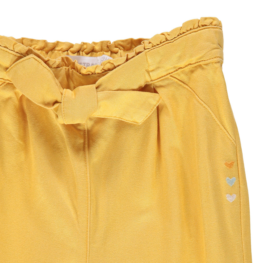 Pantalon fluide en tencel à coeurs brodés 