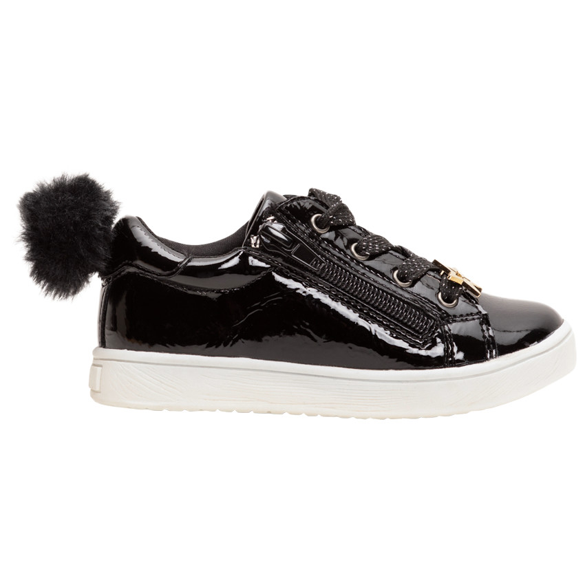 Zapatillas de charol con pompón y estrella dorada 