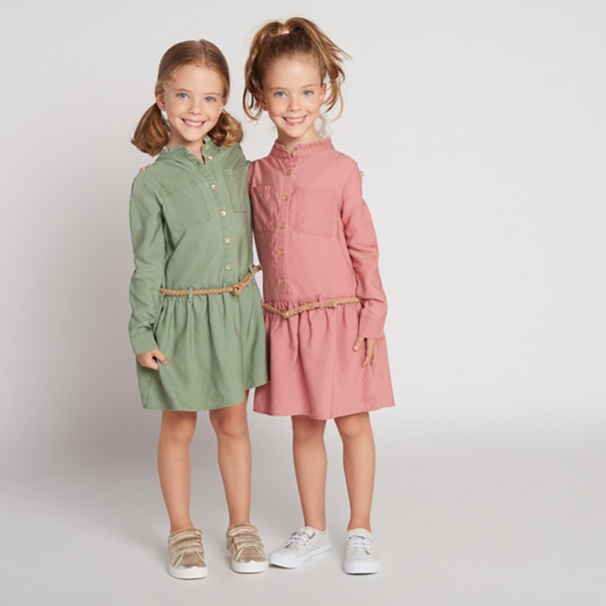 Vestido de manga larga estilo camisa con cinturón trenzado para niña 