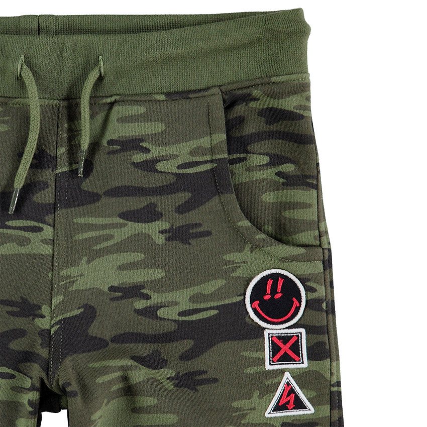 Júnior - Chándal de felpa con sudadera estampada y pantalón militar all-over ©Smiley 