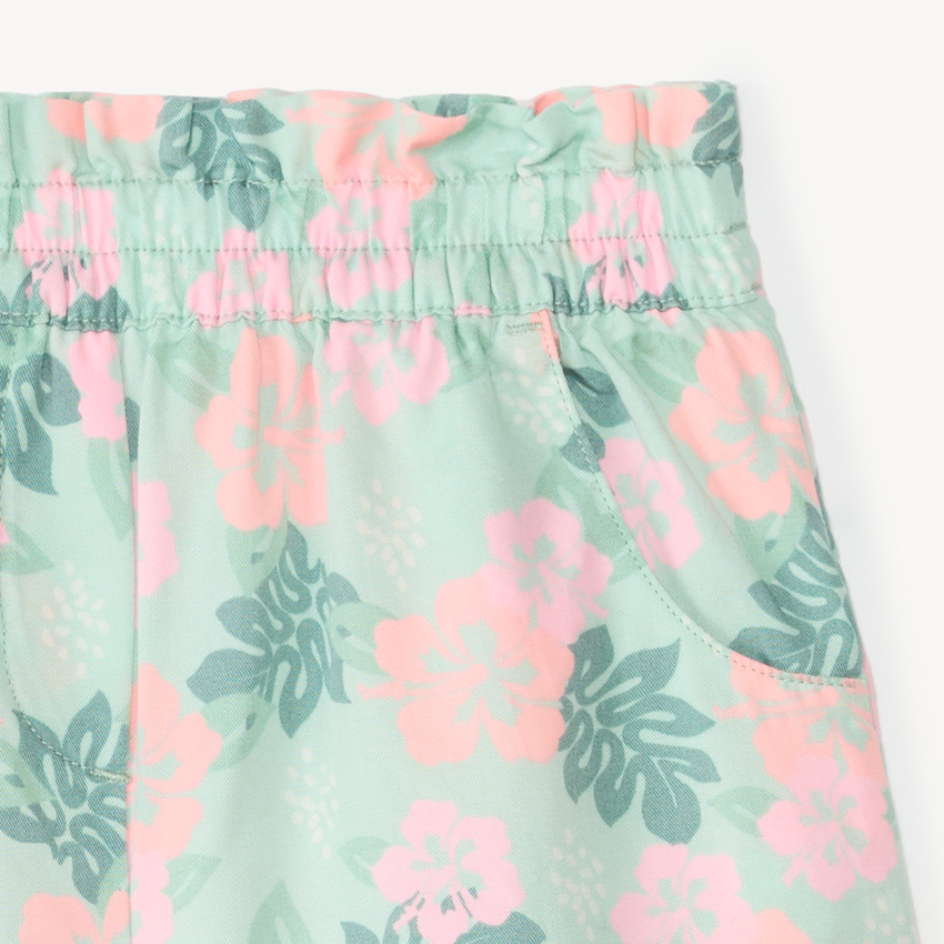 Short de tela con estampado divertido para niña 