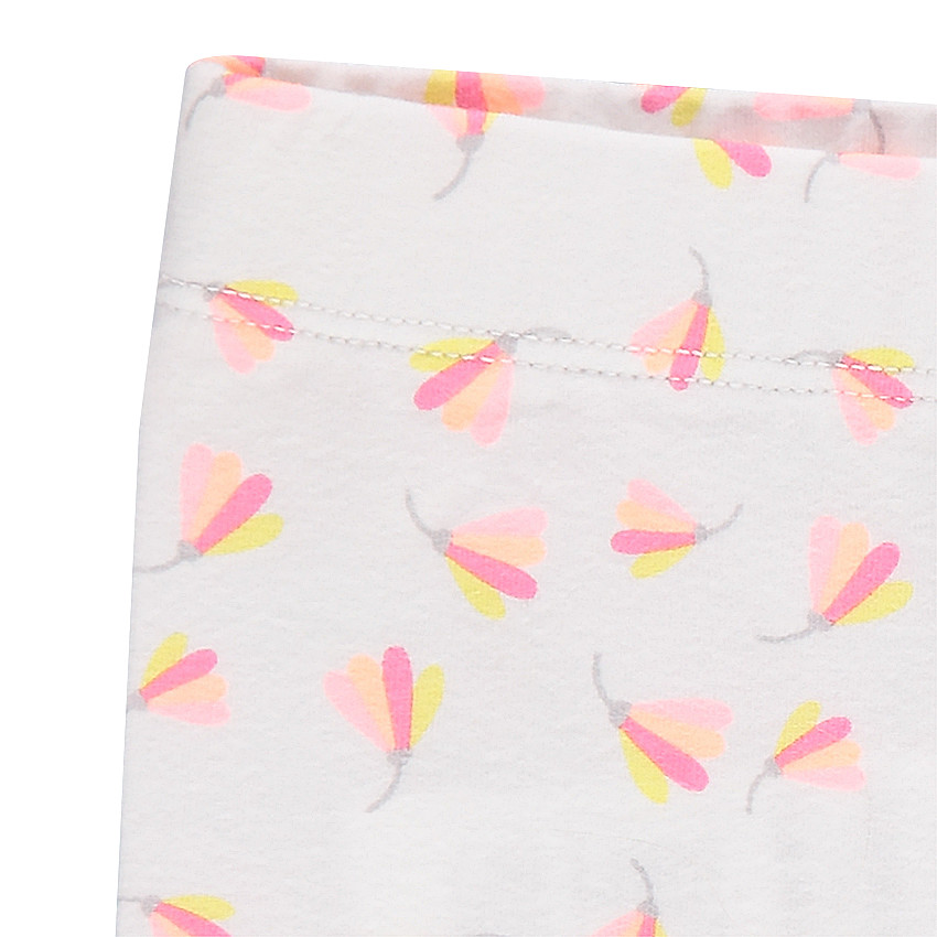 Conjunto de túnica, bolero con print y leggings cortos estampados 