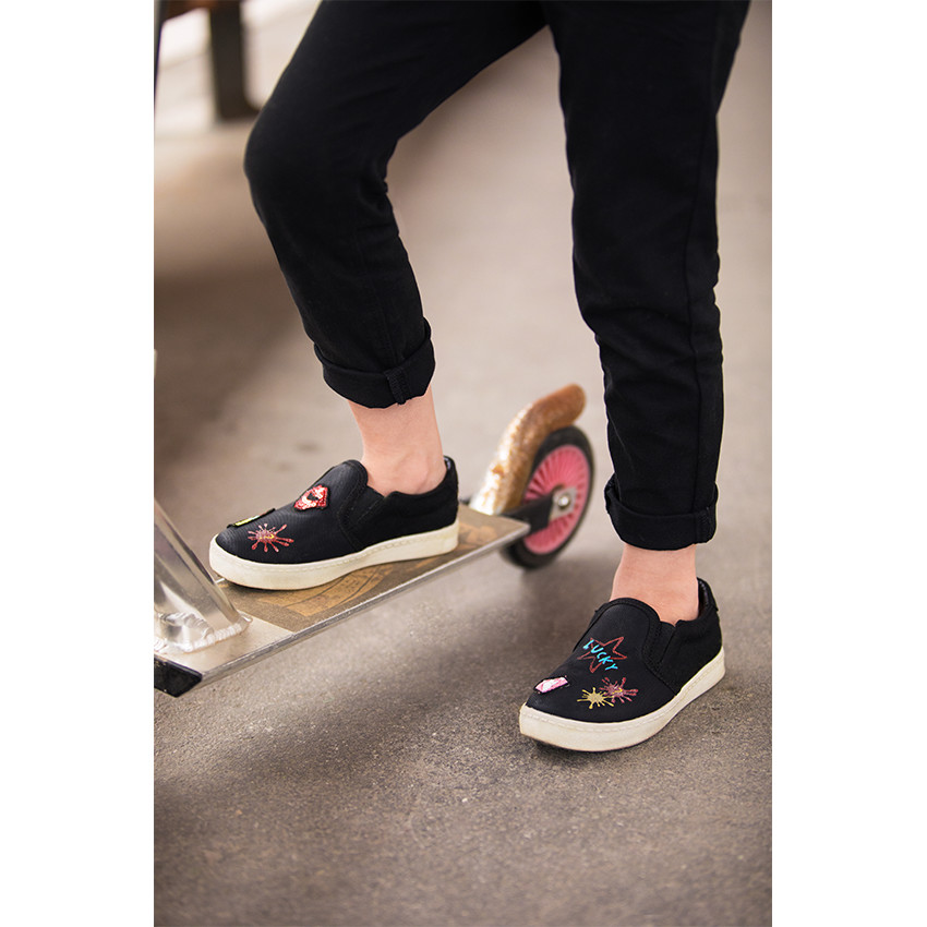 Zapatillas deportivas bajas con parches de fantasía del 24 al 27 