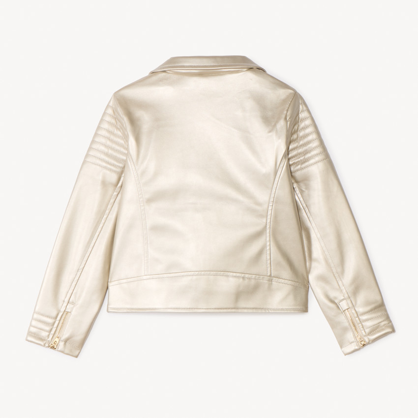 Perfecto estilo biker en efecto piel metálica para niña 