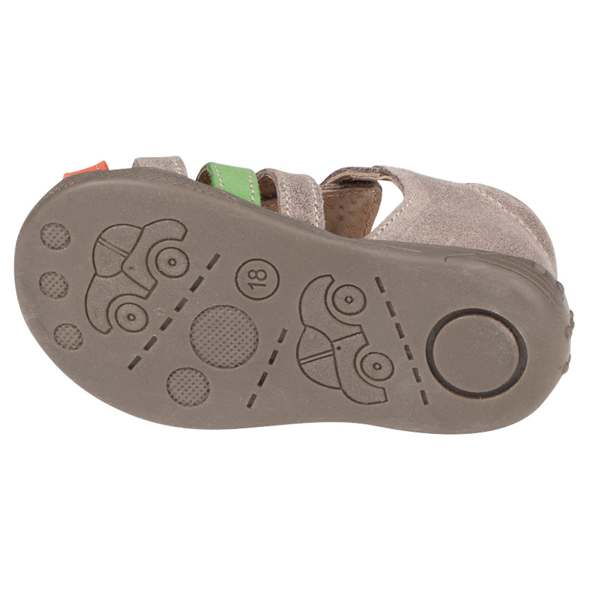 Zapatos descubiertos con correas con hebilla en contraste 