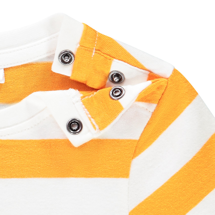 Camiseta manga corta print rayas y mensaje 