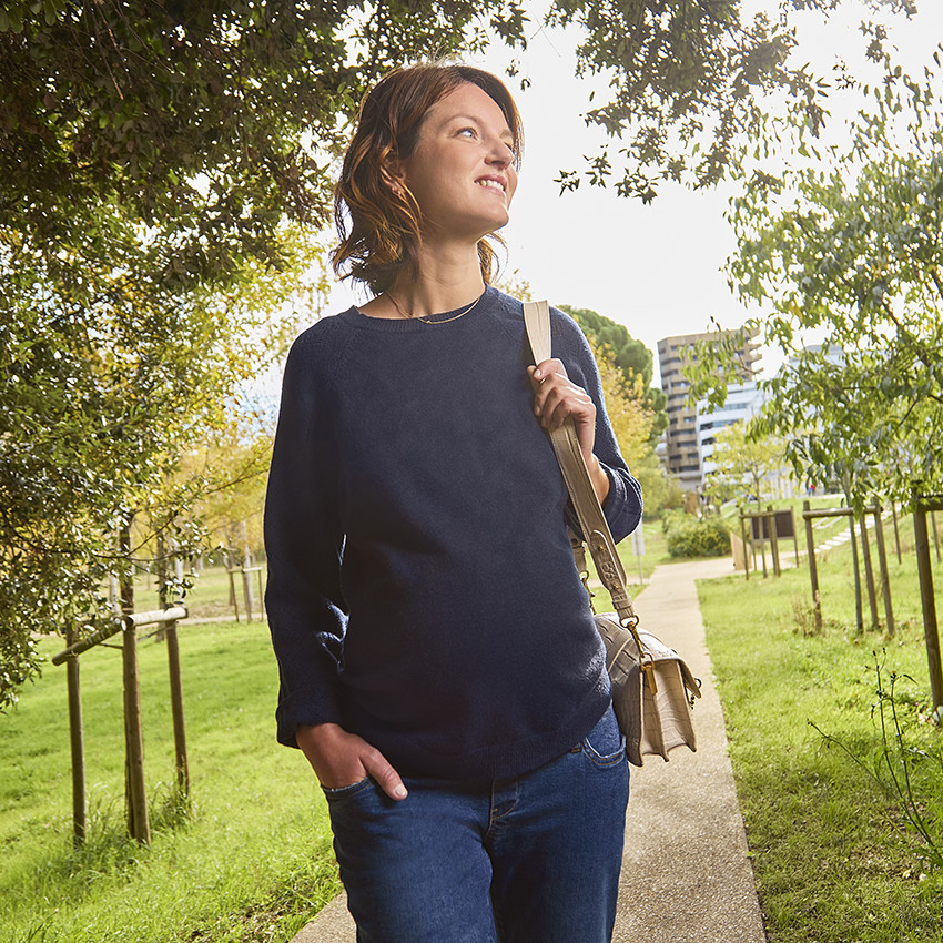 Suéter de punto con mangas caladas para mujer 
