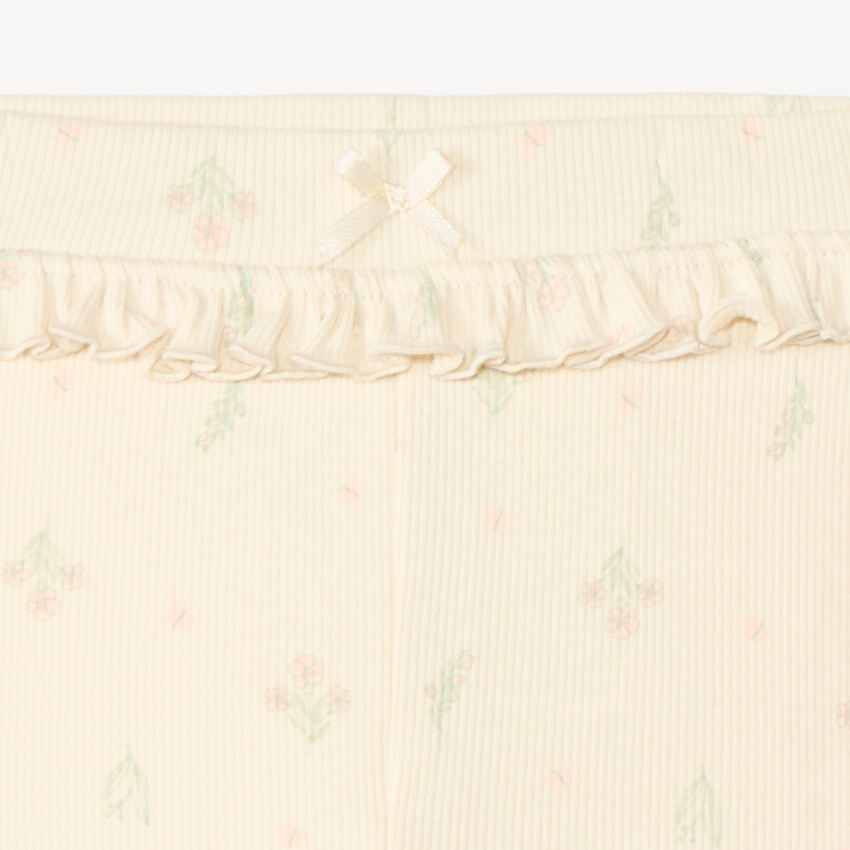 Caleçon de niña bebé con volantes y estampado divertido. 