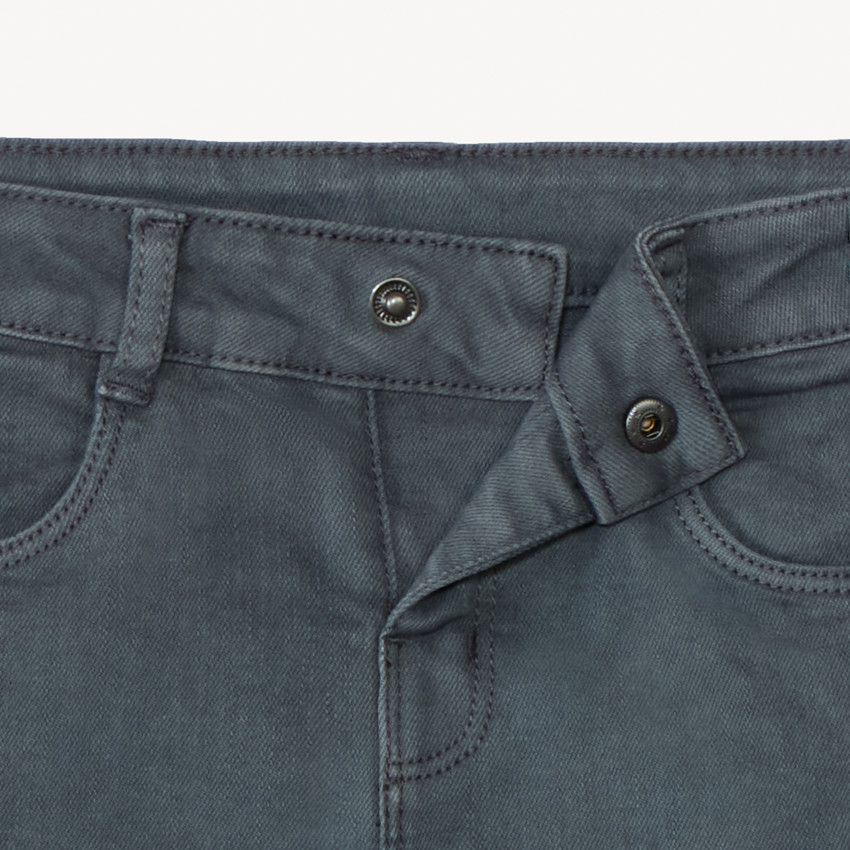 Vaquero cargo liso con bolsillos para bebé niño 