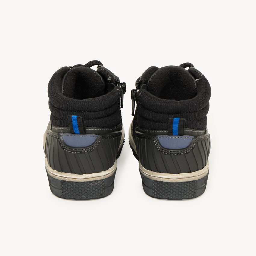 Botines para niño con forro caliente, cordones y cremallera. 
