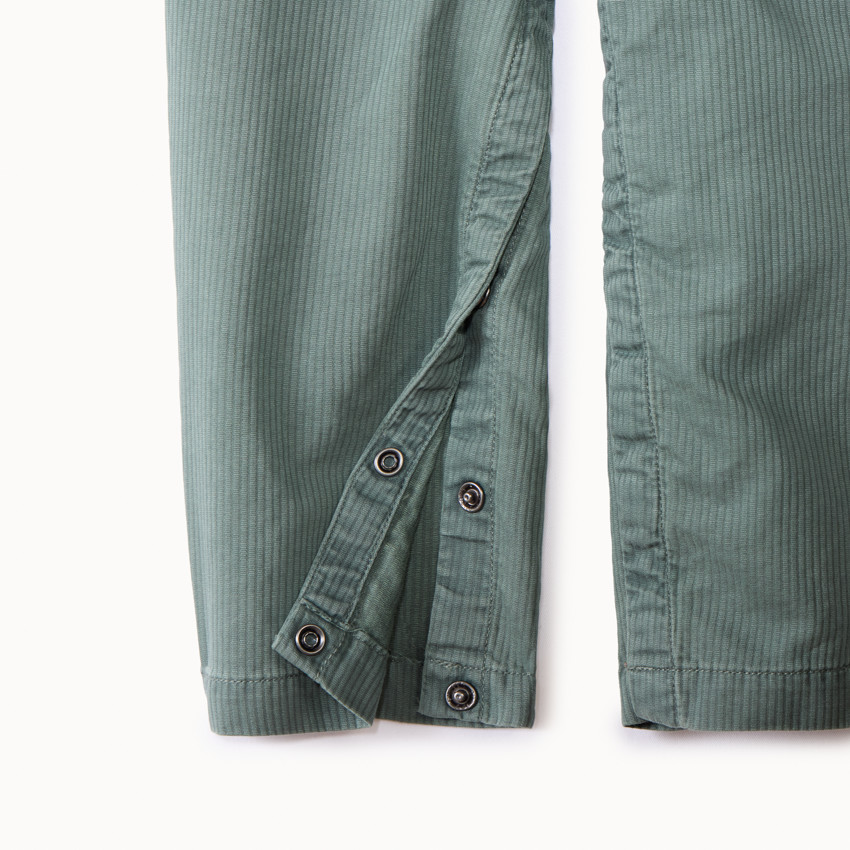 Peto largo de punto de canalé con bordado de scooter para bebé niño 