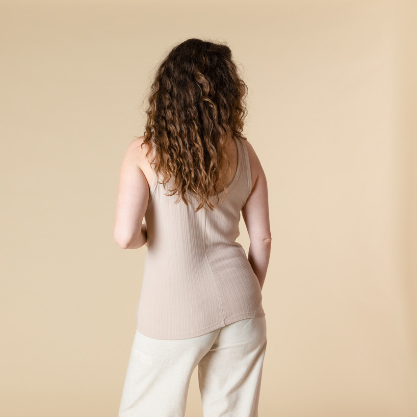 Camiseta sin mangas lisa con efecto canalé para mujer  Additional Camiseta sin mangas lisa con efecto canalé para mujer