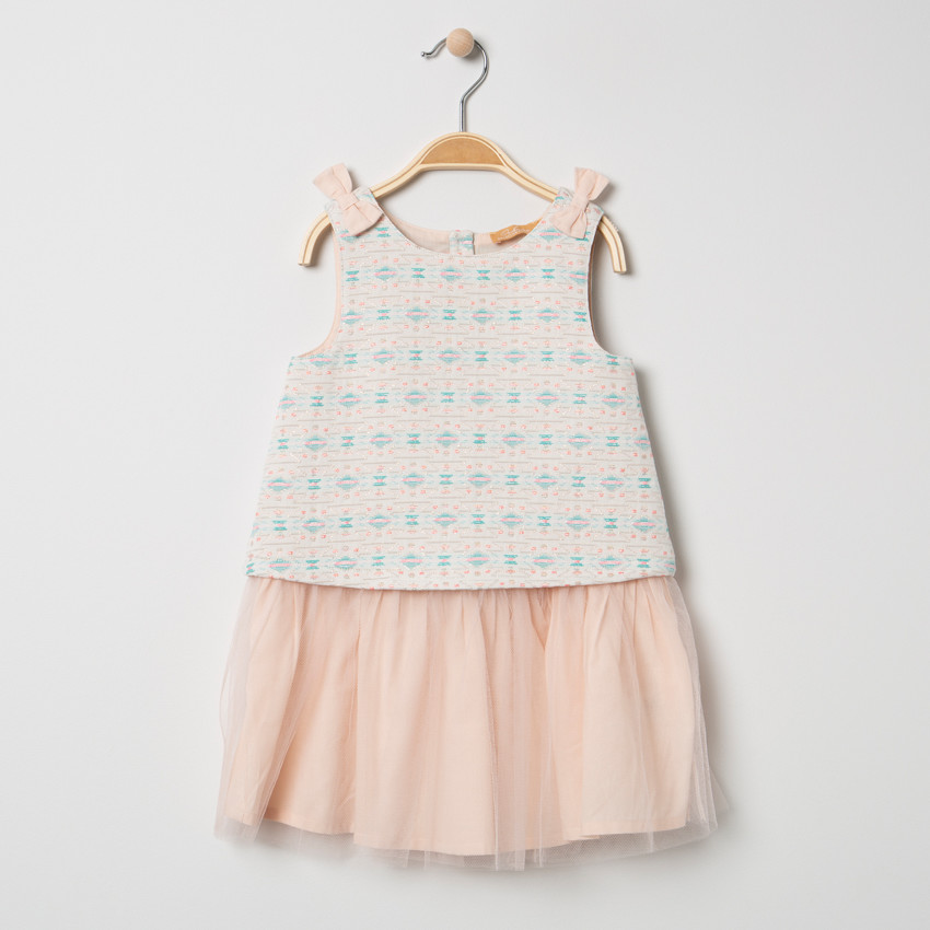 Vestido de gala sin mangas con dibujos de jacquard y tul  Additional Vestido de gala sin mangas con dibujos de jacquard y tul