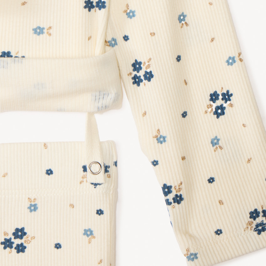Conjunto de pijama largo de punto de canalé estampado floral para bebé niña. 