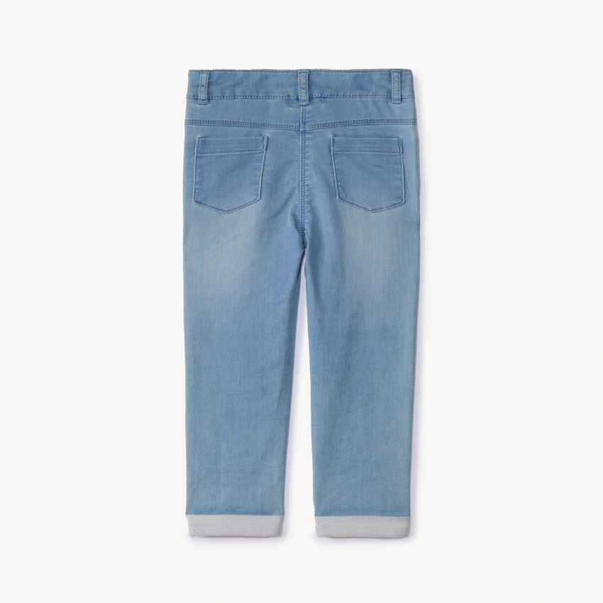 Jeans slim bordados corazones dorados para bebé niña 