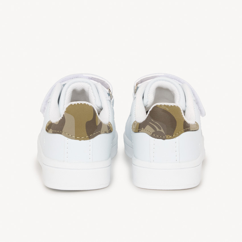 Zapatillas bajas con aplicación de camuflaje para bebé niño 