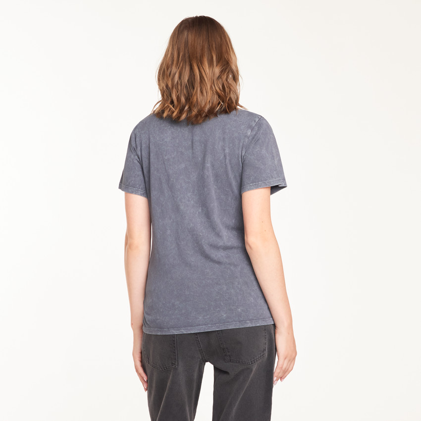 Camiseta de maternidad y lactancia de manga corta con diseño. 