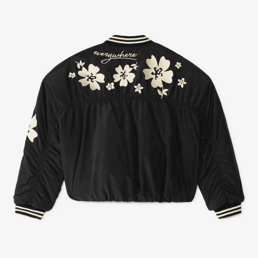 Chaqueta de niña de popelina bordada con flores. 