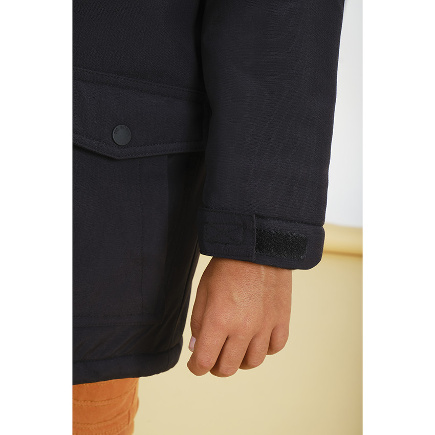 Parka en poliéster con capucha con pelo falso y forro micropolar para niño 