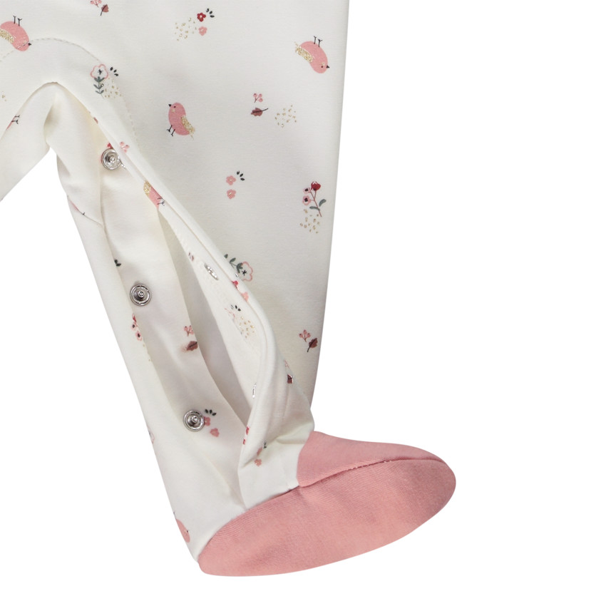 Pelele estampado para bebé niña con aperturas diferentes según la edad 