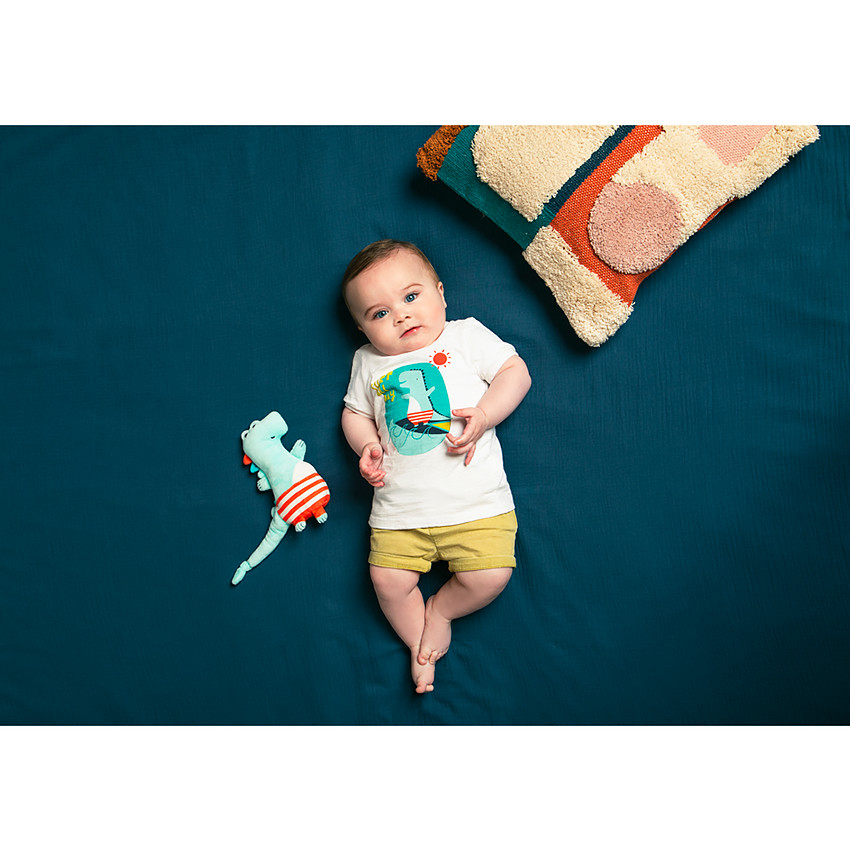 Conjunto camiseta estampada de dinosaurio y short para bebé niño  Additional Conjunto camiseta estampada de dinosaurio y short para bebé niño