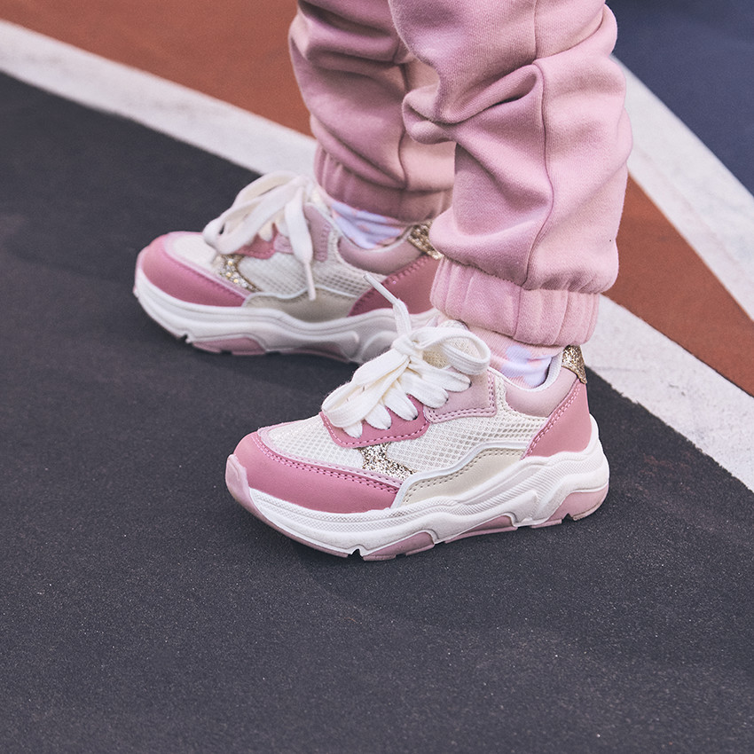 Zapatillas con detalles brillantes para bebé niña 