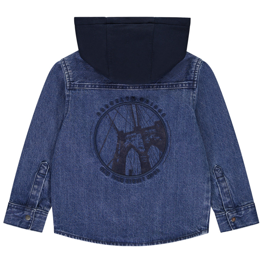 Camisa de mezclilla bordada con capucha desmontable para niño 