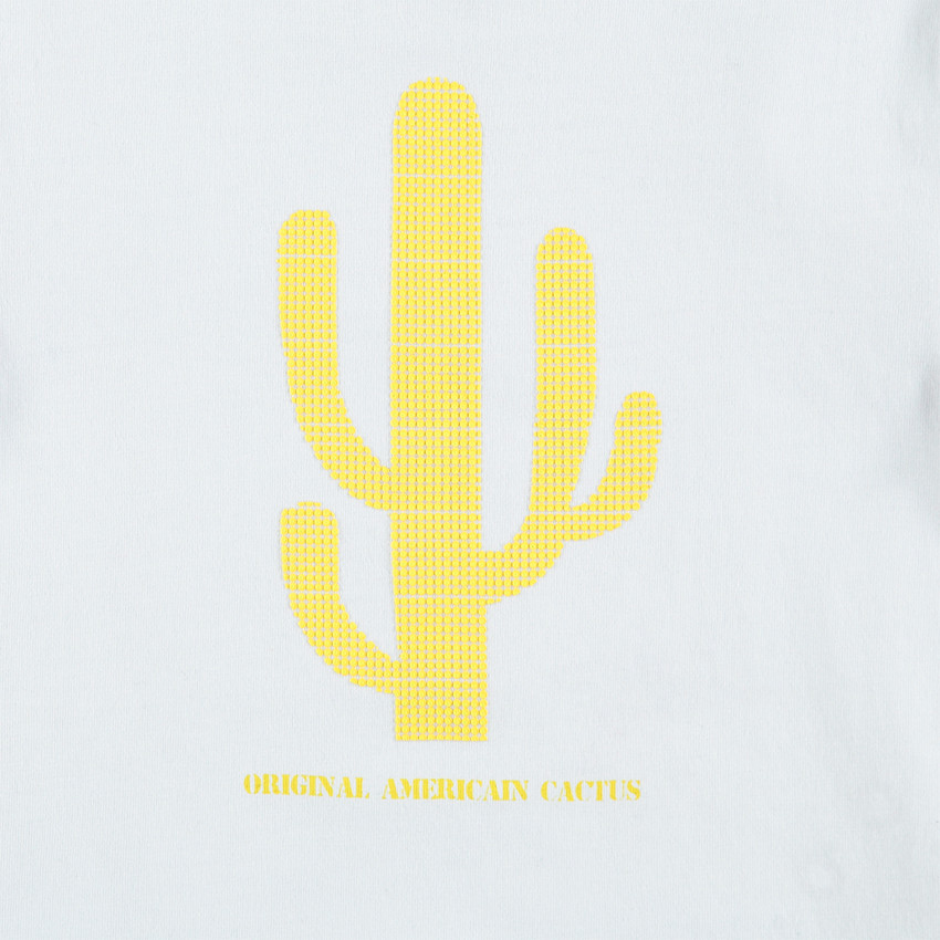 Camiseta de manga corta con bandas y cactus estampados  Additional Camiseta de manga corta con bandas y cactus estampados