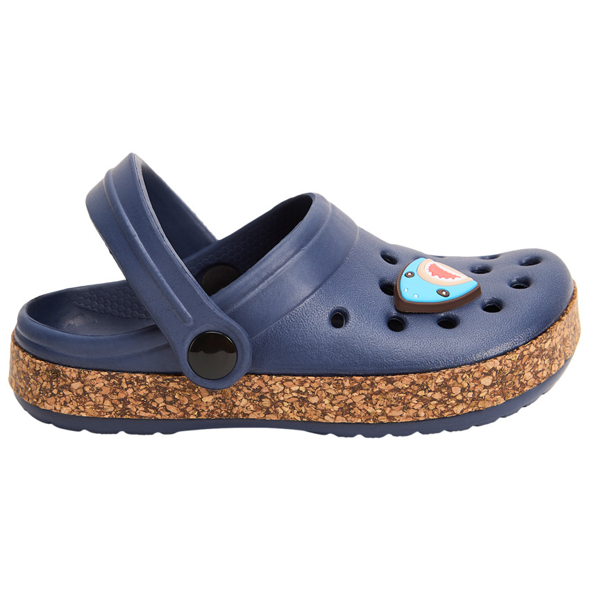 Sabots con parche de tiburón y suela efecto corcho para niño 