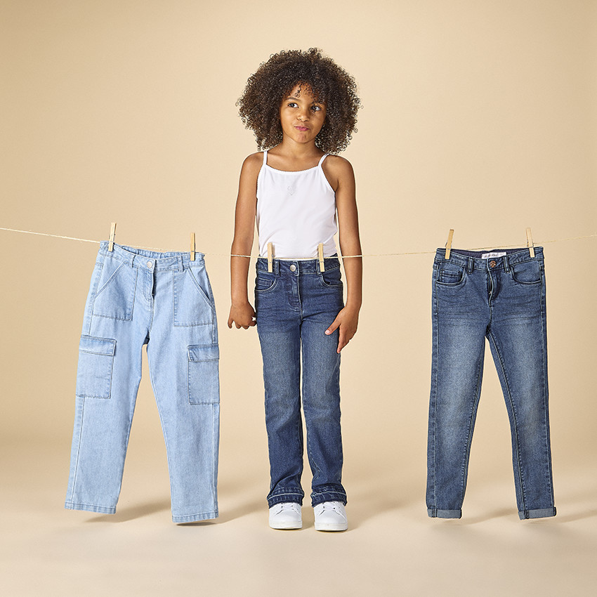 Jean skinny liso con jacron para niña 