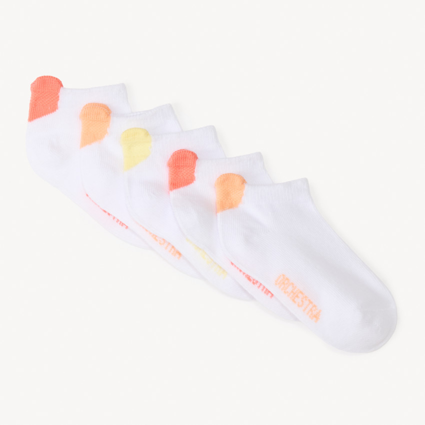 Lote de 5 pares de calcetines con lengüeta en forma de corazón para niña. 